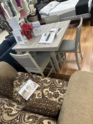 Furniture Palace inside the Perris MiniMall, business photo 4