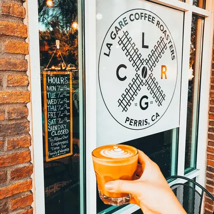 La Gare Cafe, business photo 2