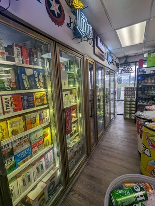 Lakeside Market, business photo 4