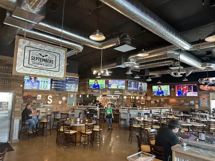Septembers Taproom & Eatery - Perris, business photo 3