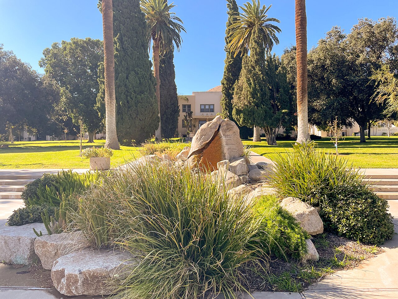 La Sierra University Campus Mall 2023-2